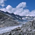 Der Rhone Gletscher  / CH - und der Rest davon.