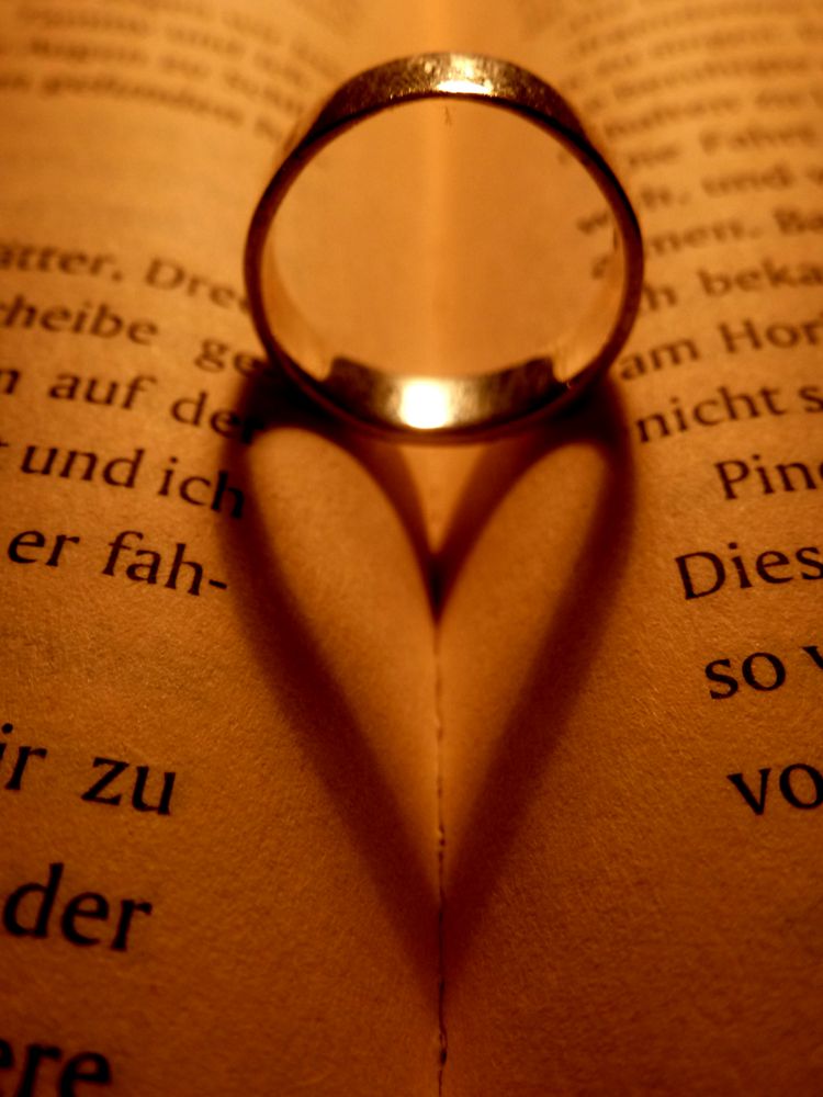 Der Ring und Das Herz Foto & Bild experimente, schatten, spezial Bilder auf Der Ring und Das Herz Foto & Bild experimente, schatten, spezial Bilder auf