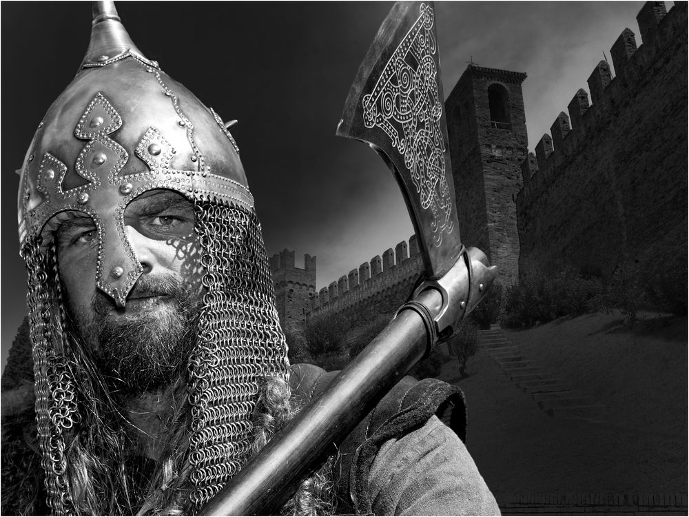 Der Ritter Foto & Bild | erwachsene, menschen in der freizeit, street