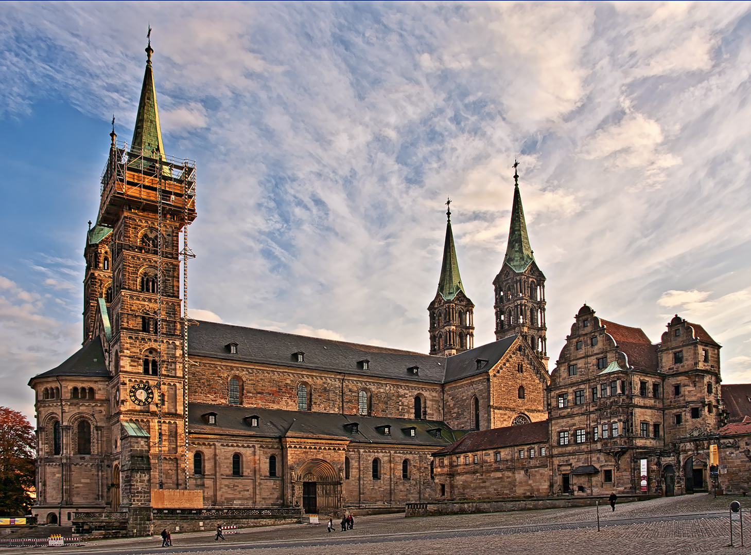 Der romanische Bamberger Dom St. Peter und St. Georg...