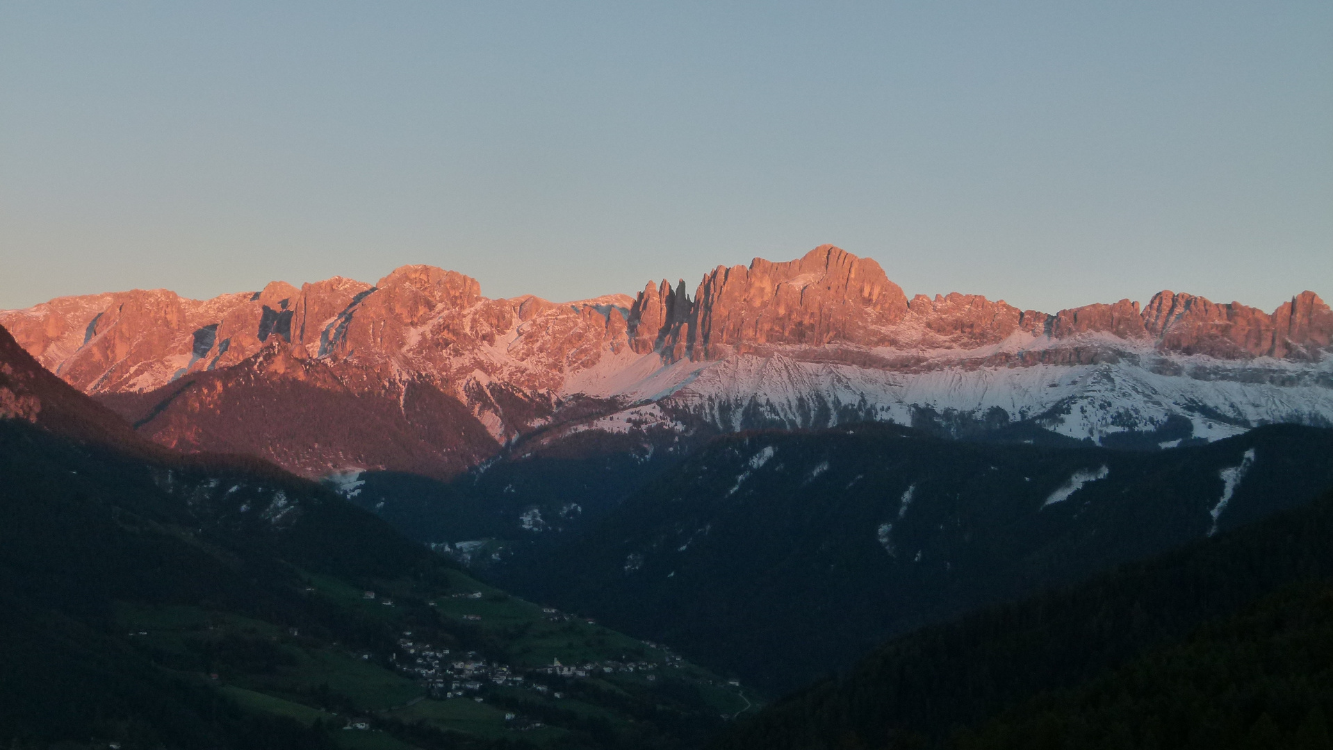 Der Rosengarten am Abend