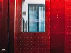 Der rote Aufzug