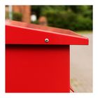 Der rote Briefkasten