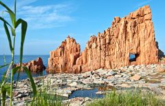 Der rote Felsen von Arbatax auf Sardinien