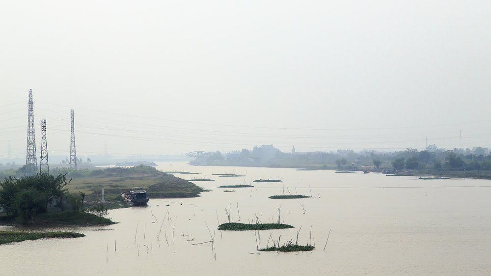 der rote Fluss bei Hanoi