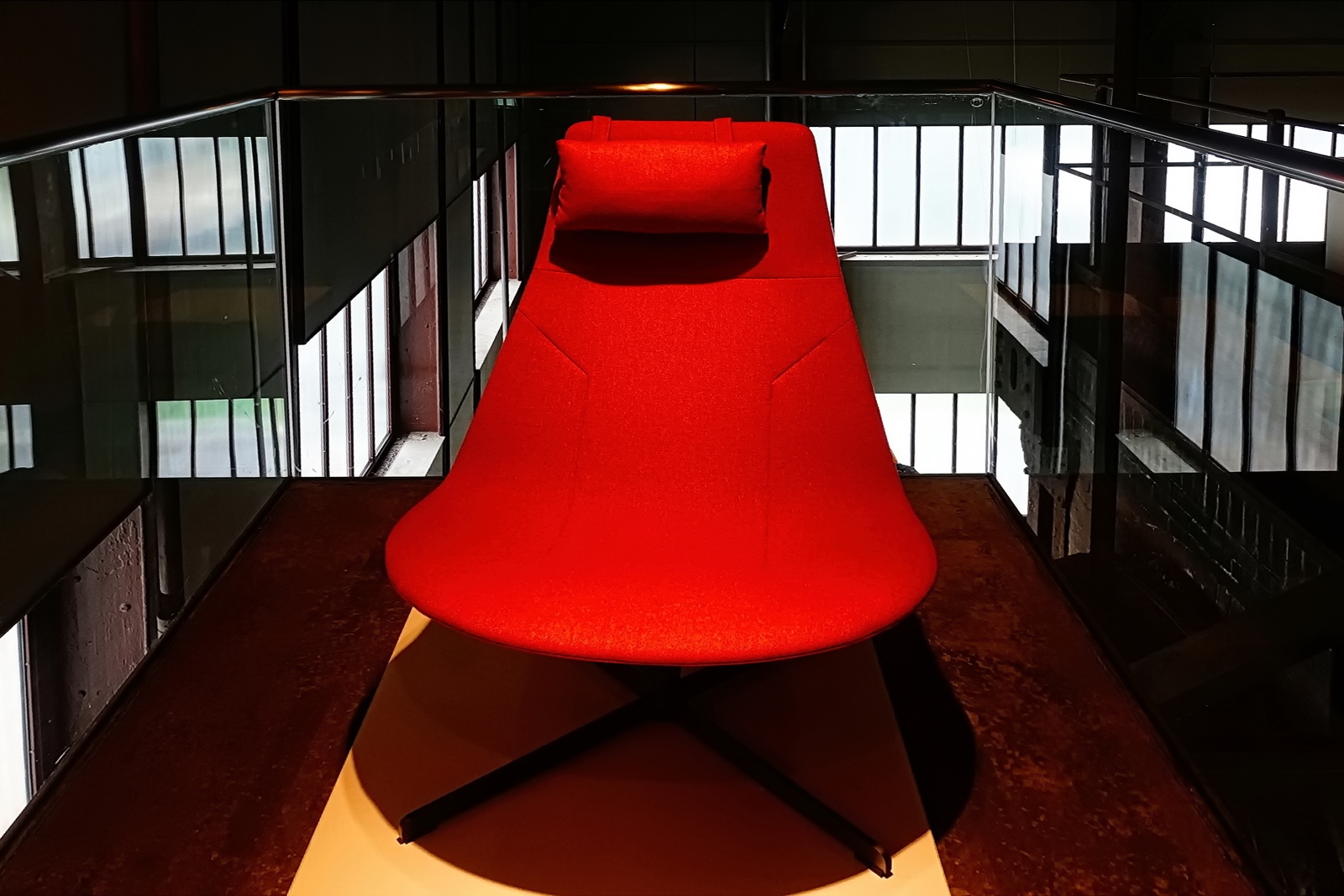 Der rote Sessel