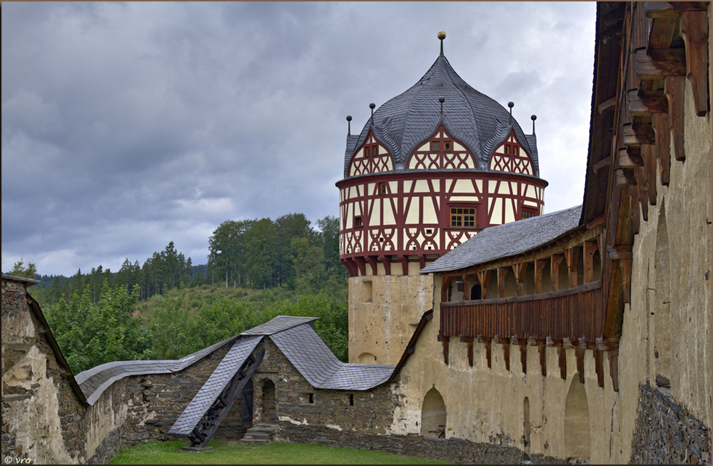 der Rote Turm auf Schloss Burgk