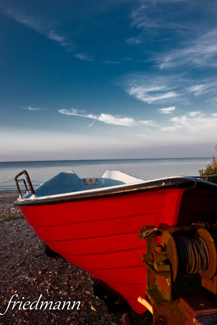 Der roter Boot