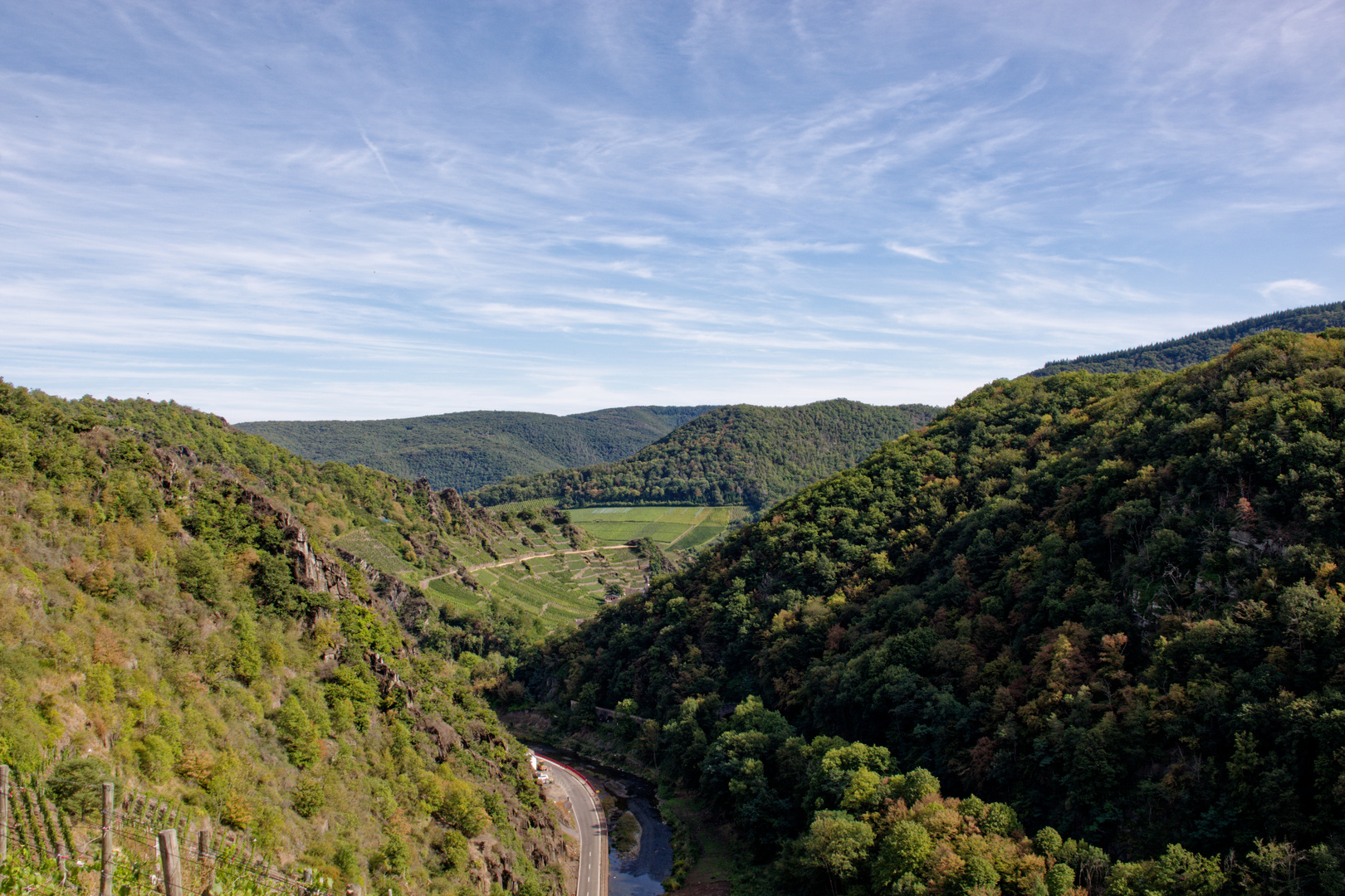 Der Rotweinwanderweg bei Altenahr 1