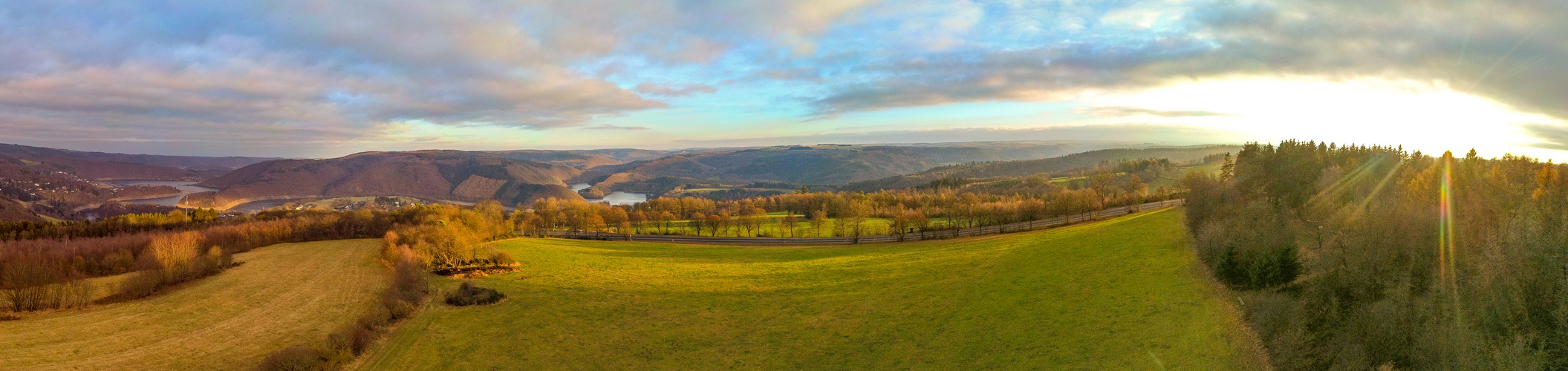 Der Rursee von oben.