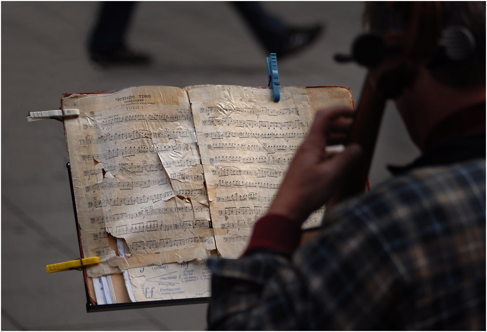 der russische strassencellist