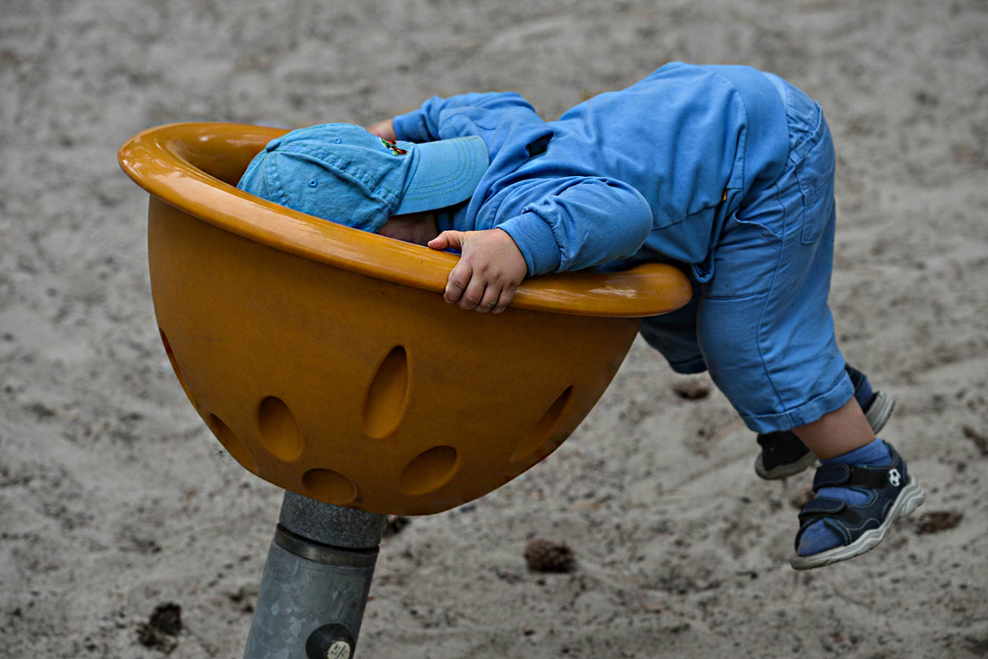 Der Sache auf den Grund gehen Foto Bild kinder kinder Der Sache auf den Grund gehen Foto Bild kinder kinder