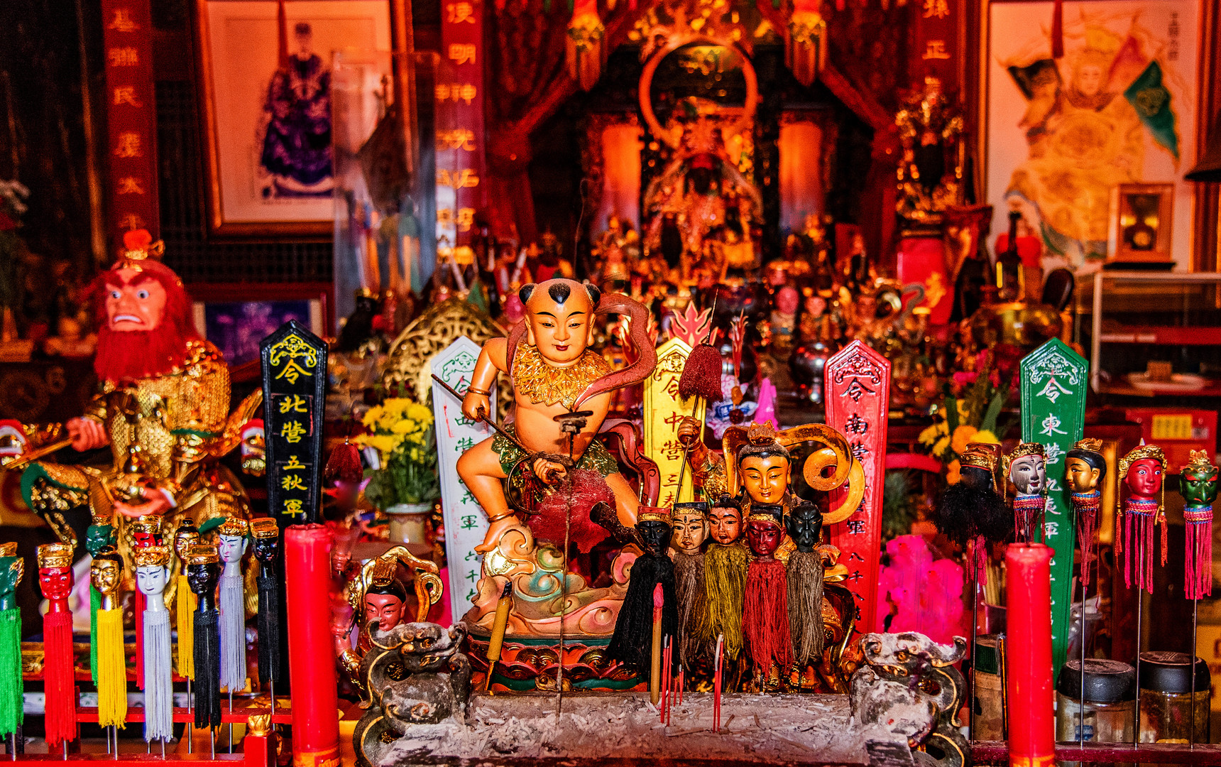 Der Sang Tham Shrine  wurde 1891 von  Hakkien-Chinesen erbaut.
