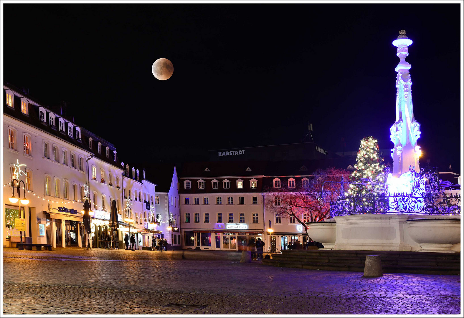 Der Sankt Johanner Markt, mit Marktbrunnen