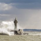 Der Sassnitzer Leuchtturm in winterlicher stürmischer See Teil 2