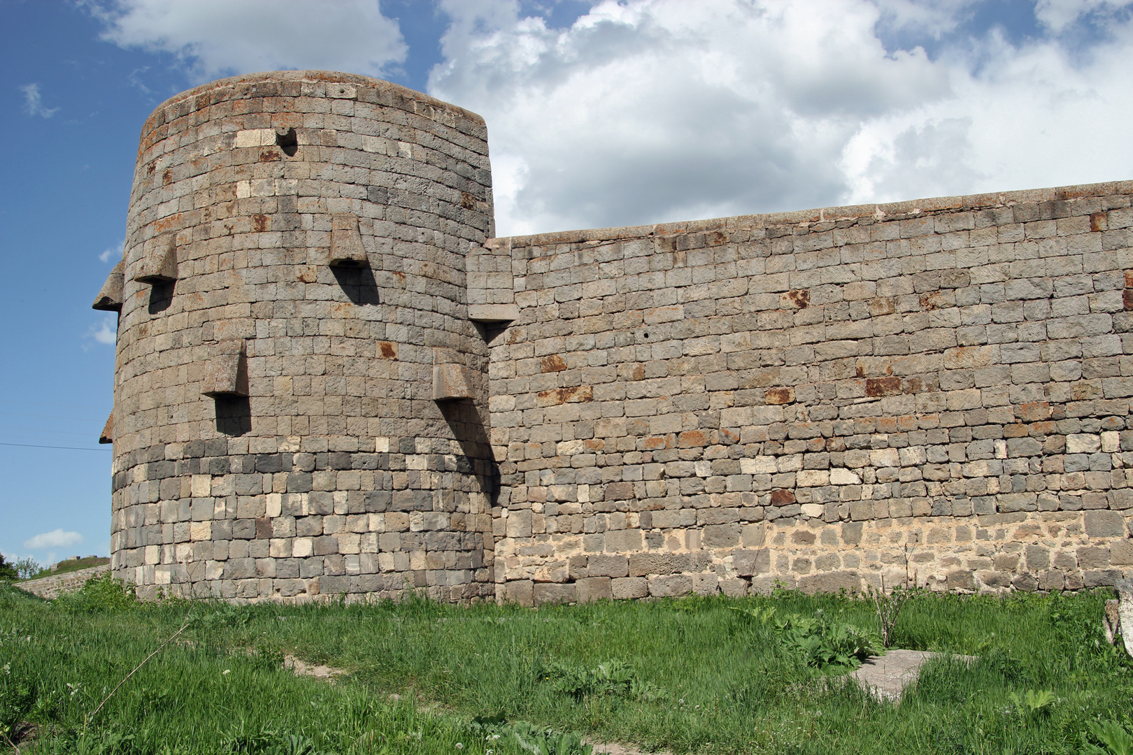 Der Scheißturm eines armenischen Klosters