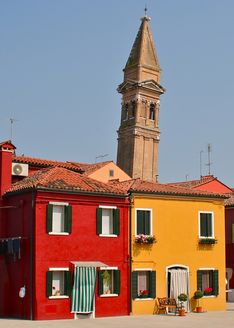 Der schiefe Campanile von Burano