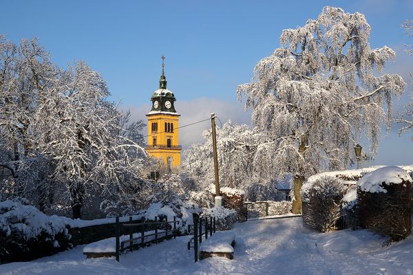 Der schiefe Strommast...