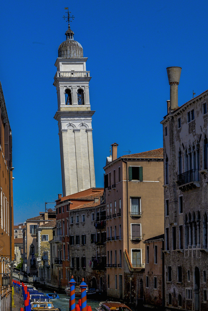 der schiefe Turm Venedigs