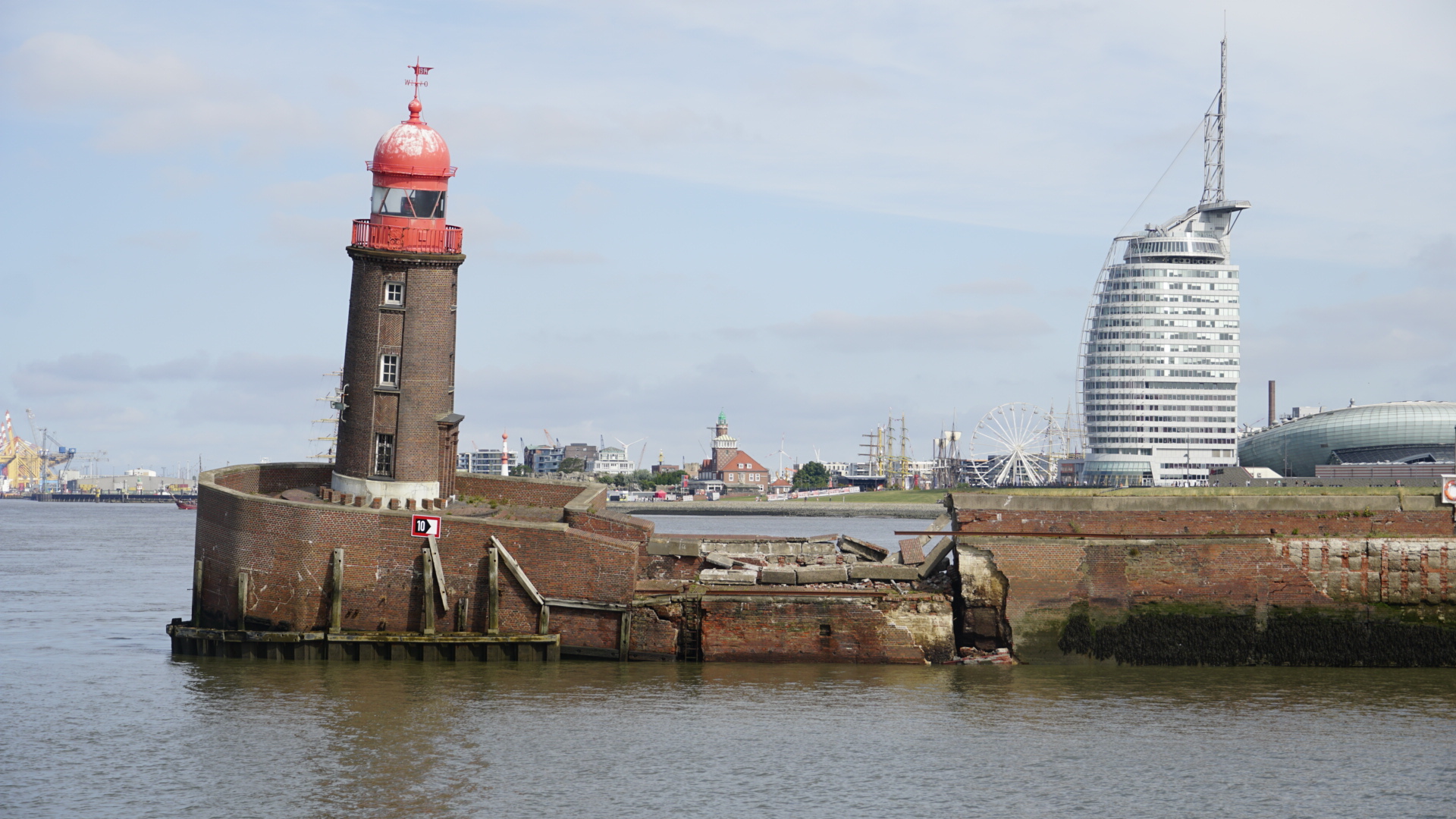 Der schiefe Turm von Bremerhaven