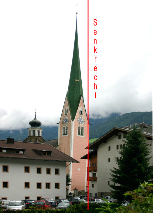 Der schiefe Turm zu Zell am Ziller