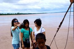 der schiffsjunge und die thai mädchen, südlaos 2010