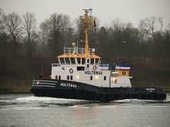 Der Schlepper HOLTENAU auf dem Nord-Ostsee-Kanal.