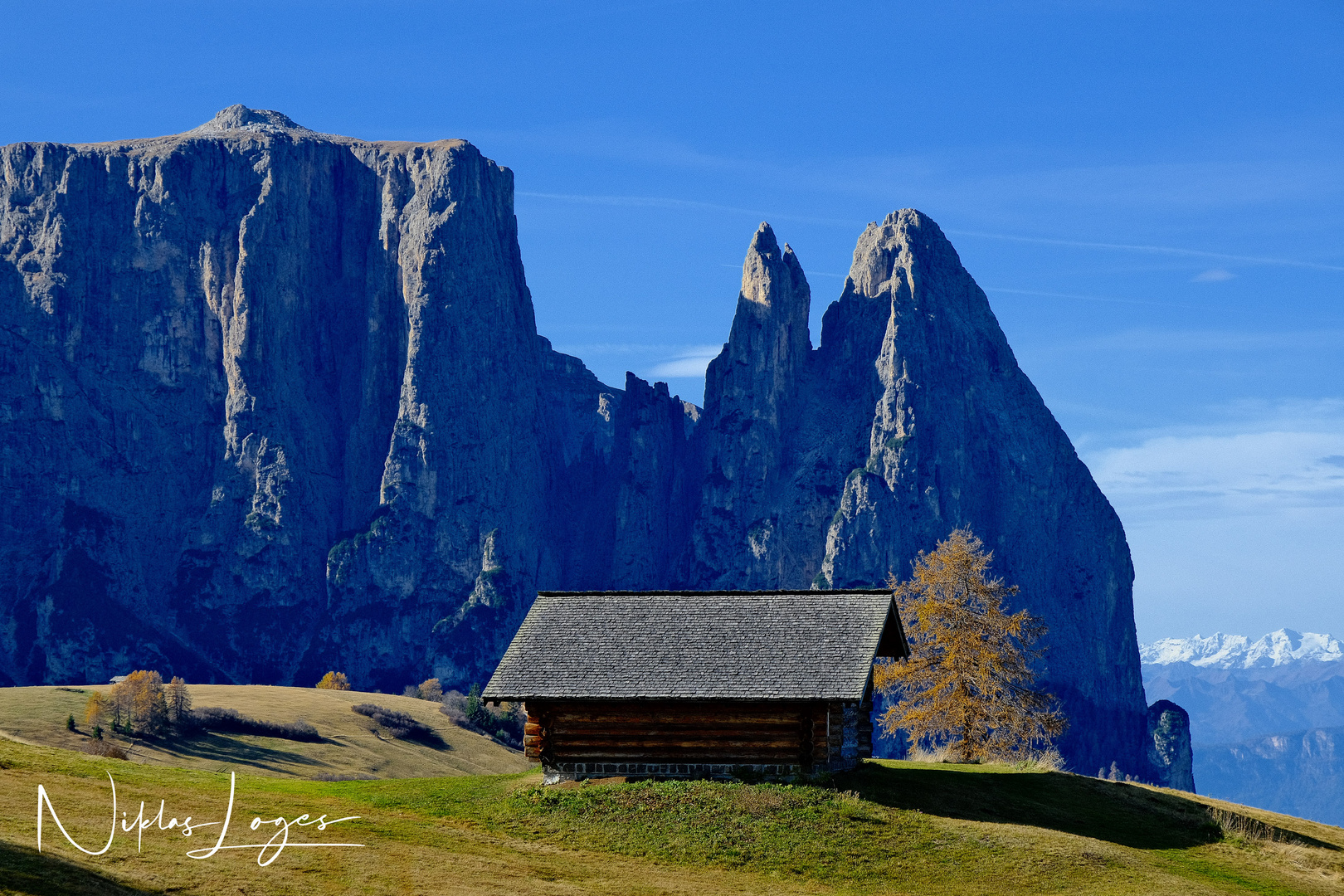 Der Schlern von der Seiser Alm aus (1)