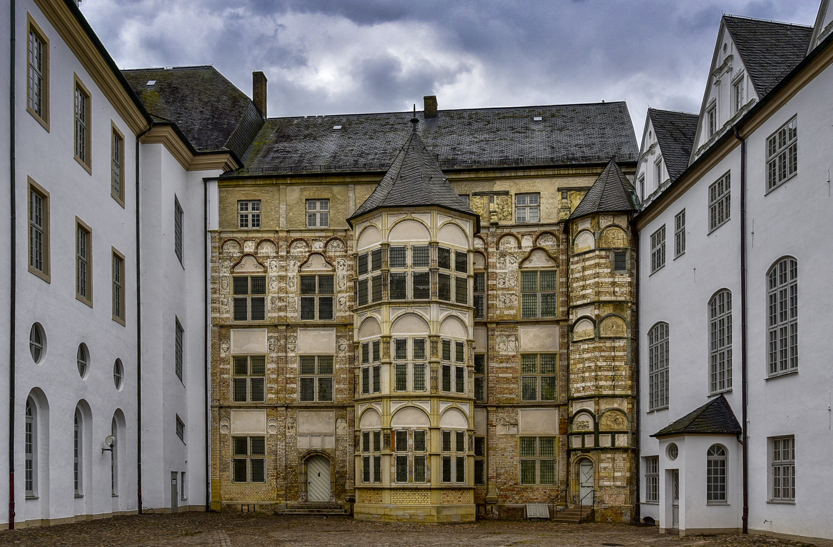 Der Schlosshof 