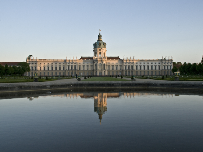 der Schlosspark an Abend