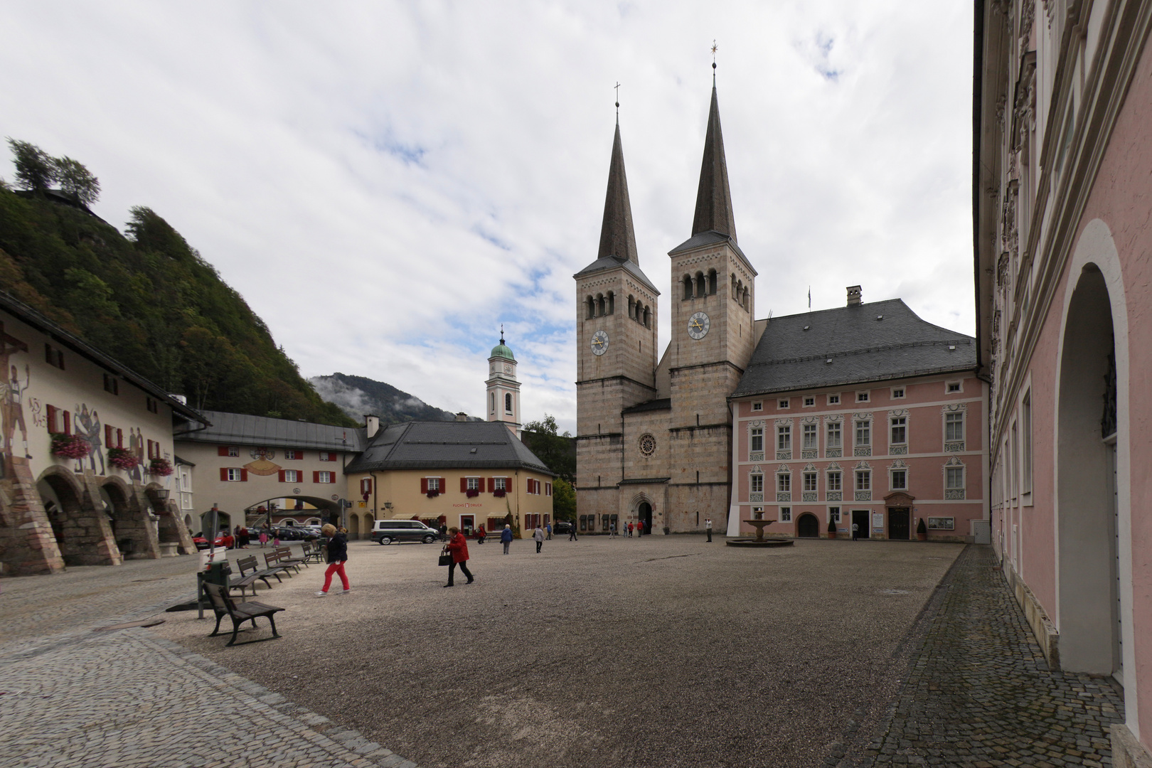 Der Schloßplatz in Berchtesgaden (2018_09_23_EOS 6D Mark II_7415_ji)