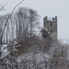 Der Schnee liegt "Turm"-hoch !