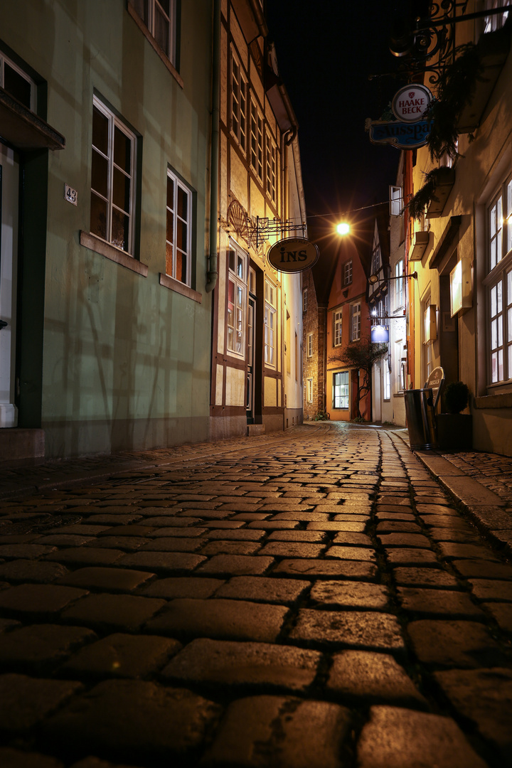 Der Schnoor in Bremen bei Nacht