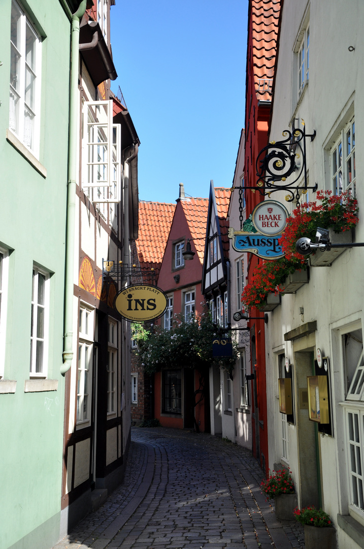 Der Schnoor in Bremen, eine menschenleere Gasse