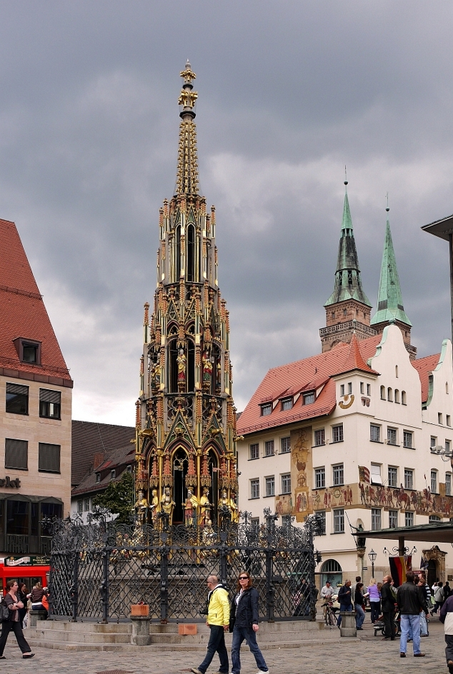 DER SCHÖNE BRUNNEN