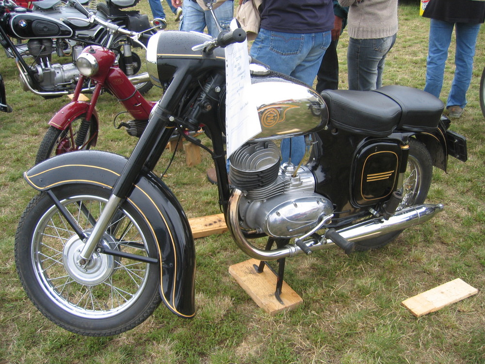 Der schöne, zarte, JAWA Zetka kleine Motorrad, 60-er Jahrgang Foto