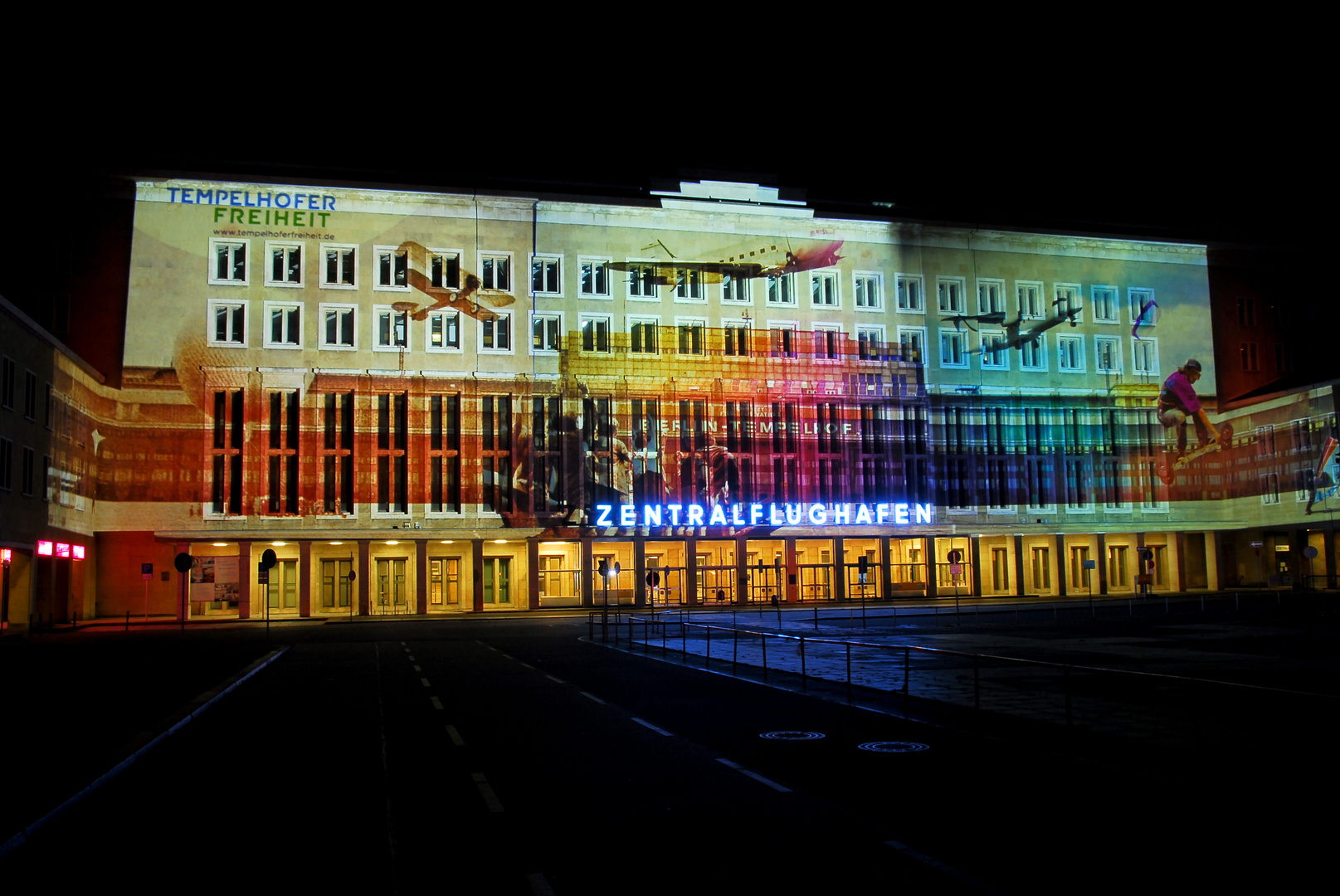 Der schönste Berliner Flughafen zum Fol 2011 !