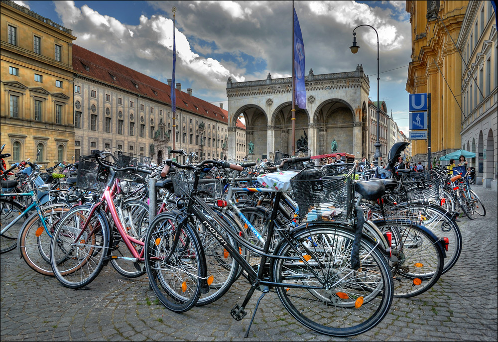 der schönste FahrradAbstellplatz in Deutschland Foto