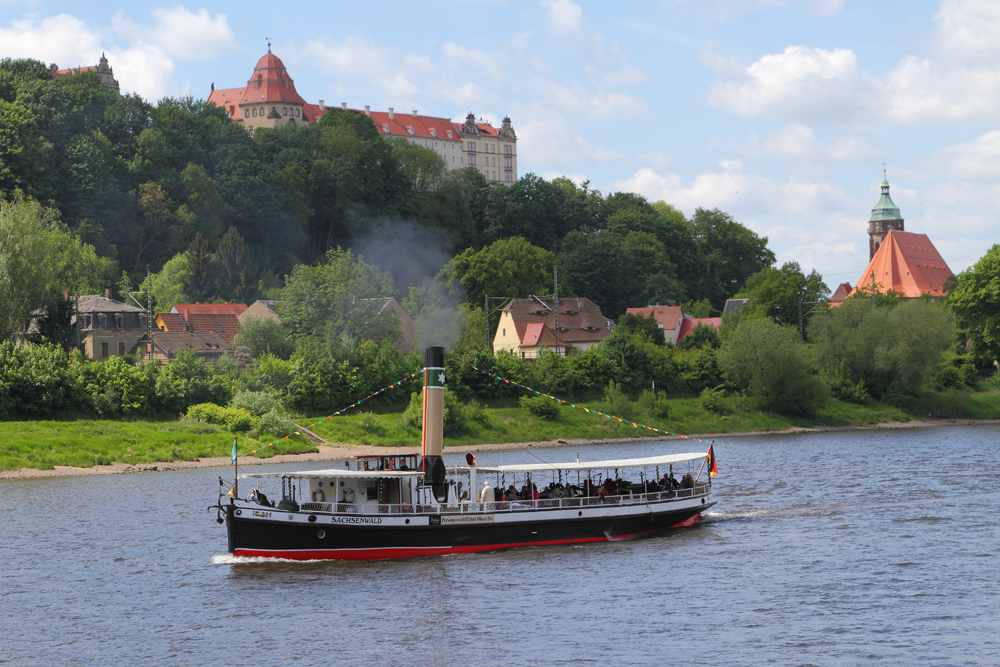 Der Schraubenschleppdampfer