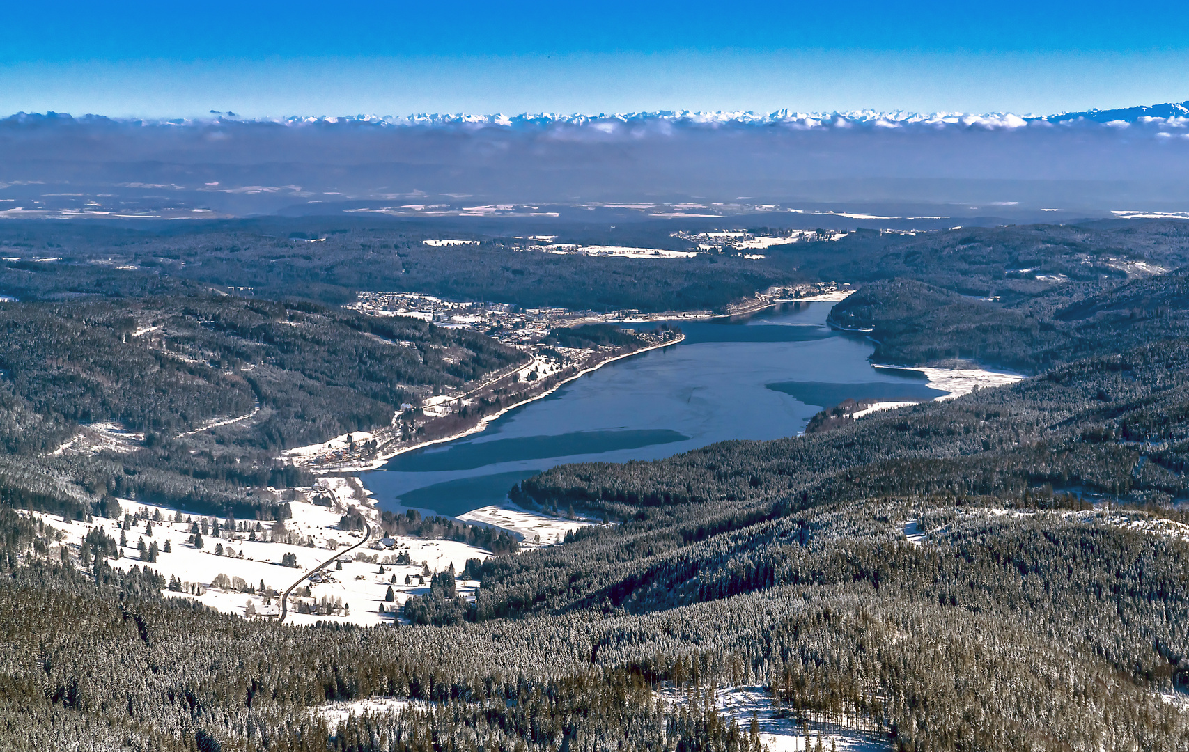 Der Schuchsee im Schwarzwaldwinter 