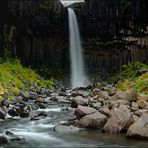 Der schwarze Wasserfall