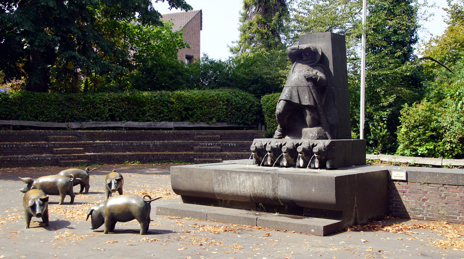 Der Schweinebrunnen von Zons