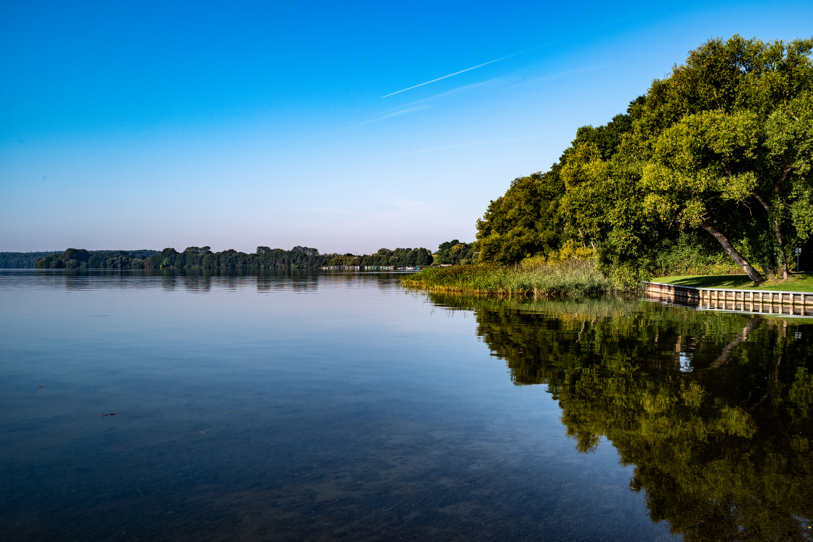 Der Schweriner See hat die Ruhe weg .