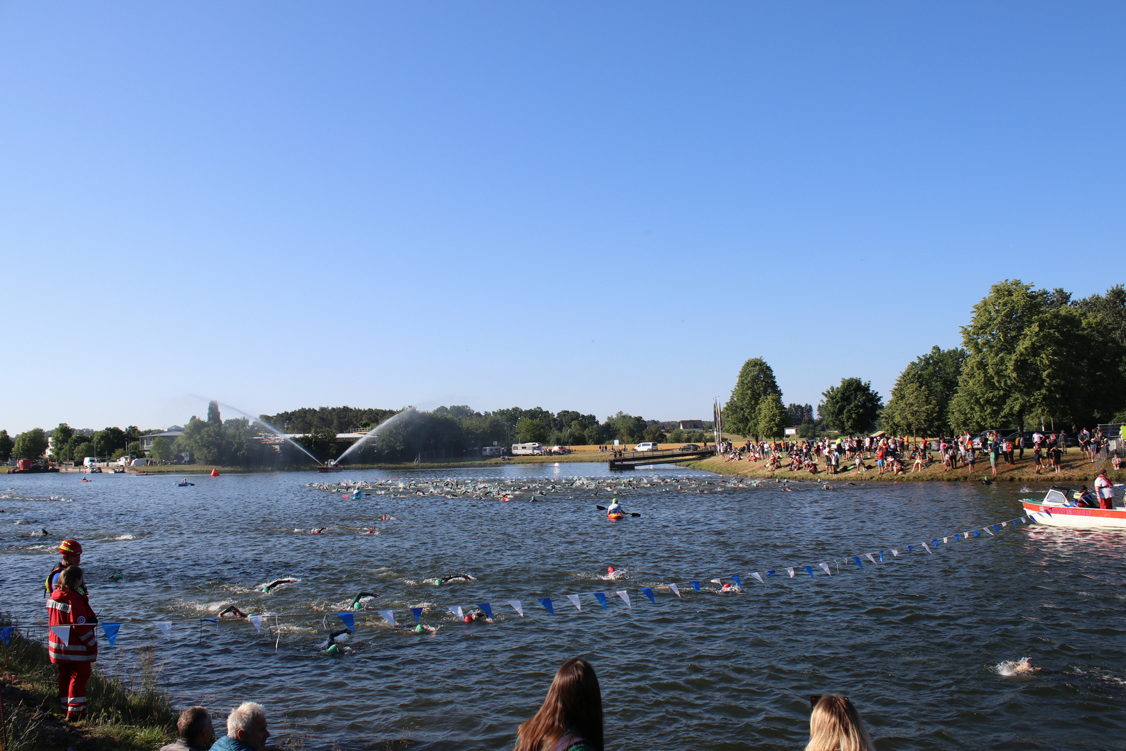 der Schwimmstart Triathlon