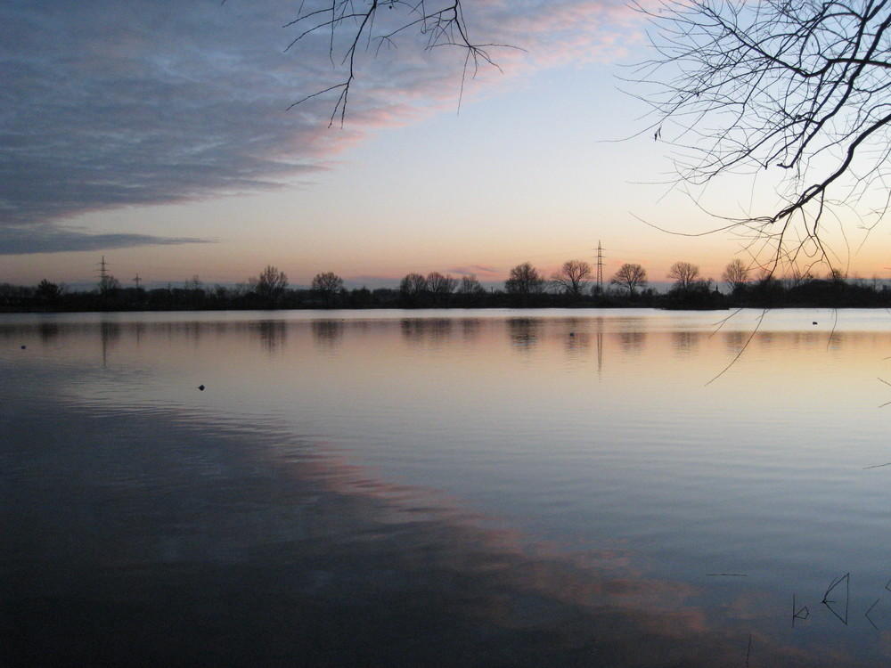 Der See geht langsam schlafen