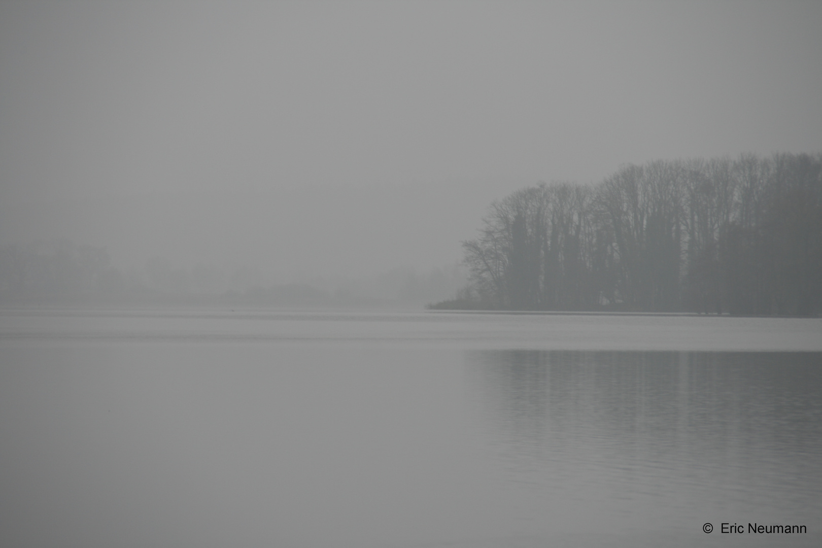 Der See im grauen November