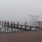 der See verschwindet im Nebel