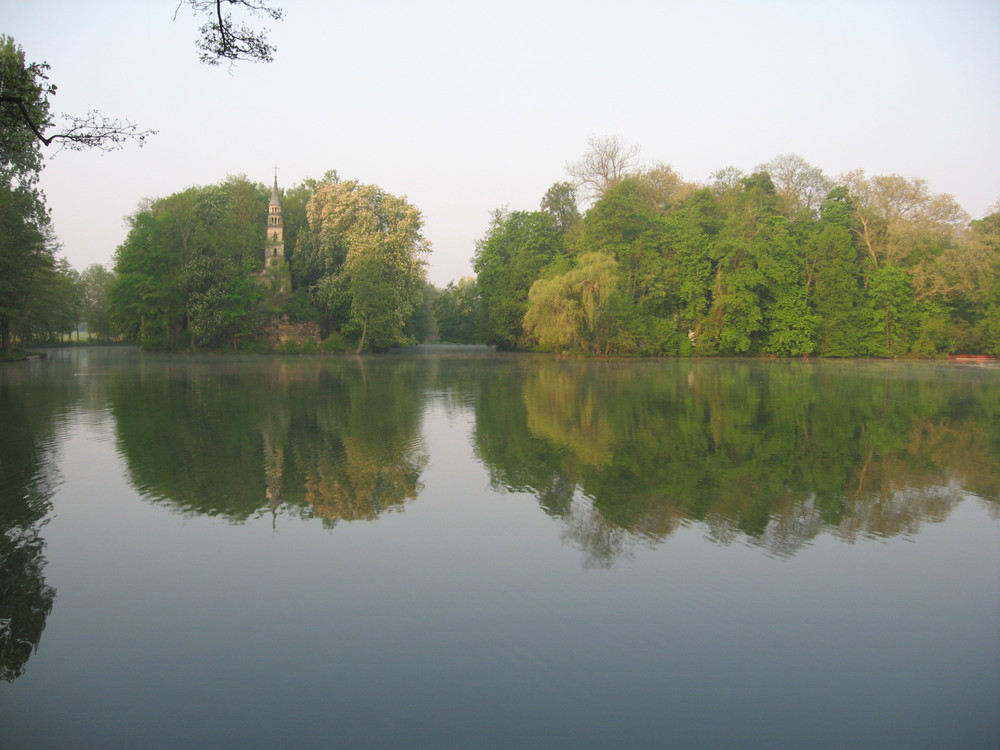 Der See von Mon Repos am Morgen