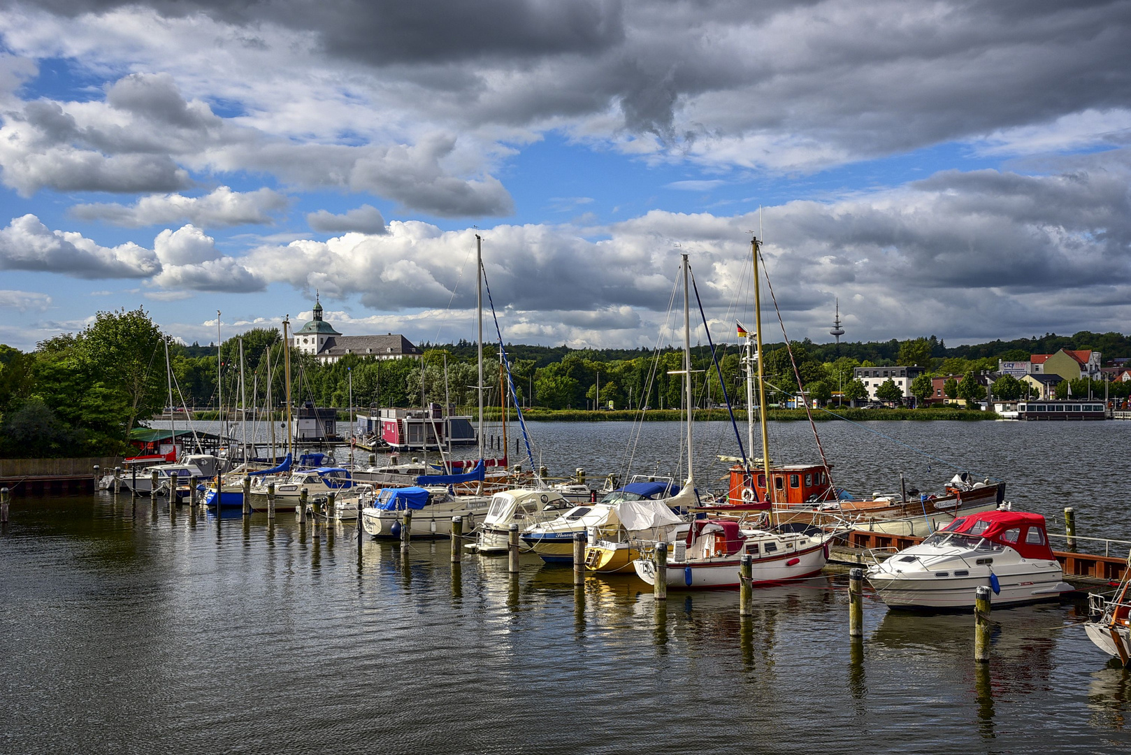 Der Segelhafen am Wikingturm 