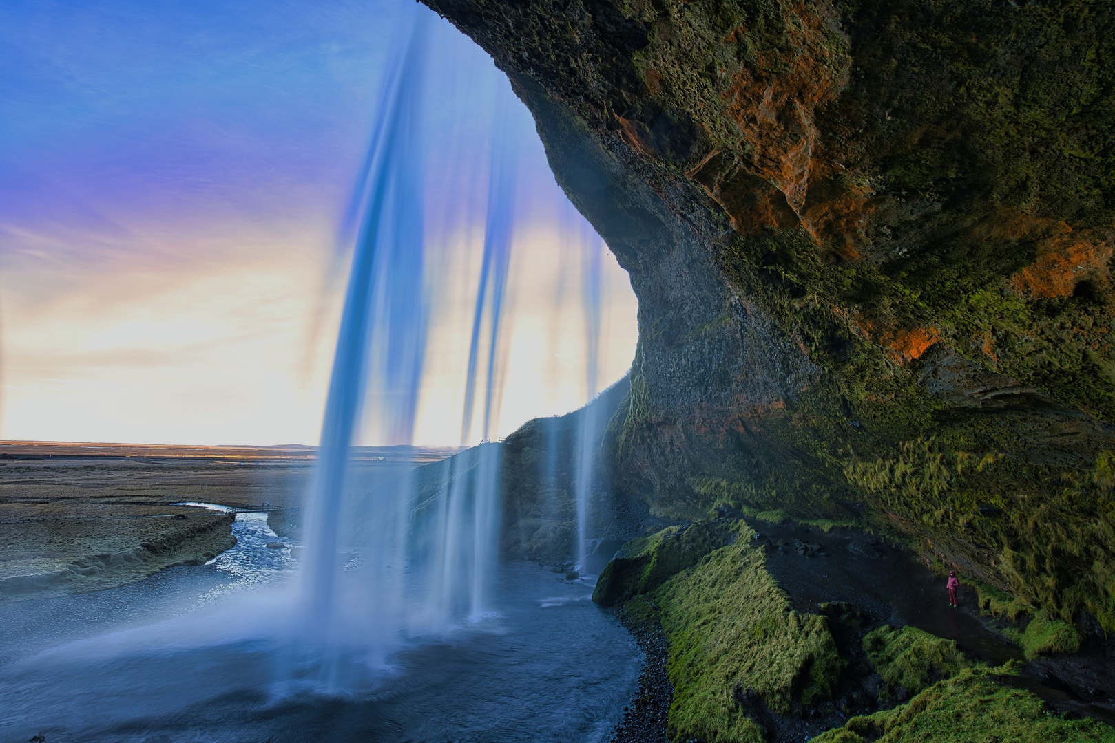 Der Seljalandsfoss Wasserfall